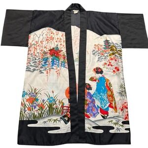 VTG Kimono Robe Best quality Women's size XL floral Geisha graphic made in Japan